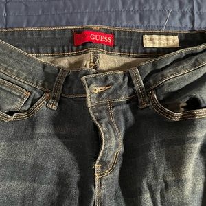 GUESS Jeans